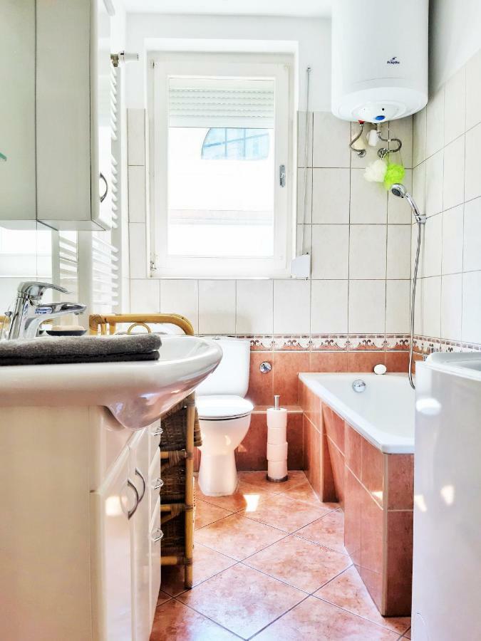 Gold Rose Apartment With 3 Rooms Budapest Exterior photo